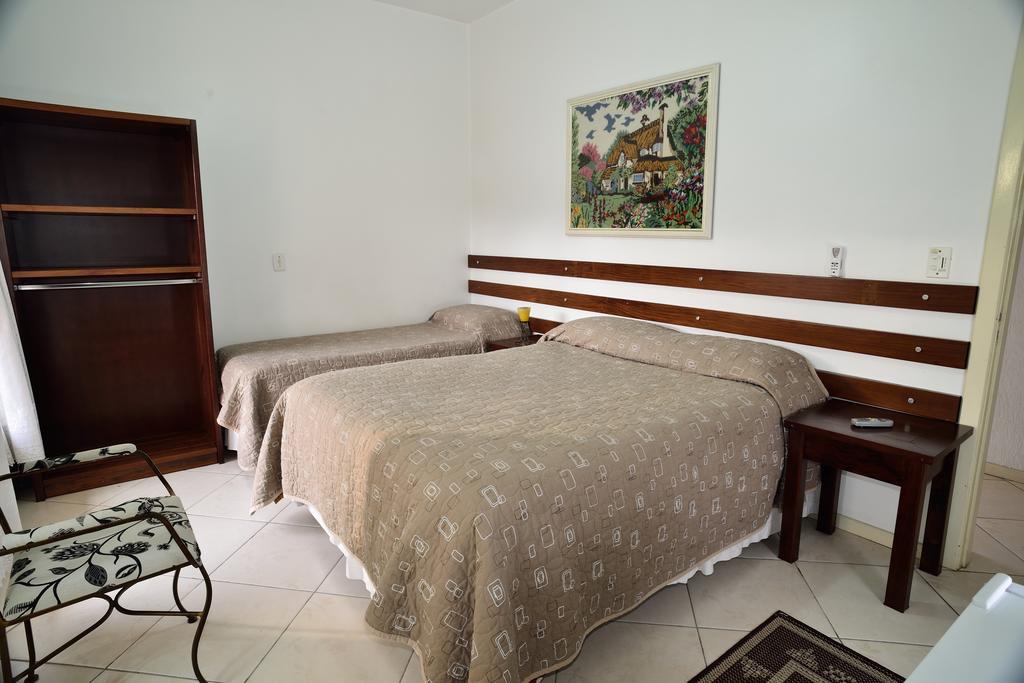 Hotel Pousada Casa Tasca Bento Gonçalves Cameră foto